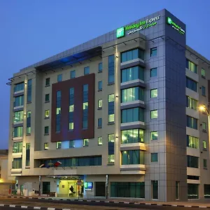 Holiday Inn Express Dubai Jumeirah, An Ihg Hotel Dubái