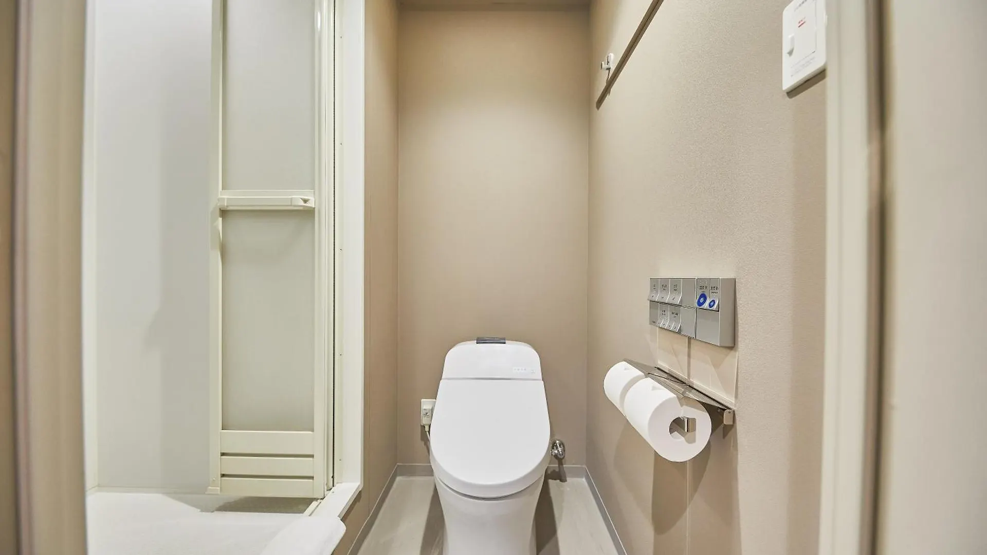 Hotel Lyf Ginza Tokyo